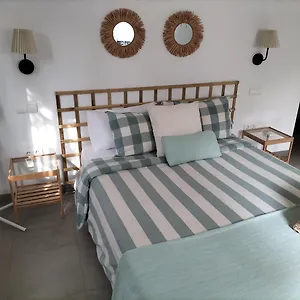 Quiet House In Vakantiehuis Málaga